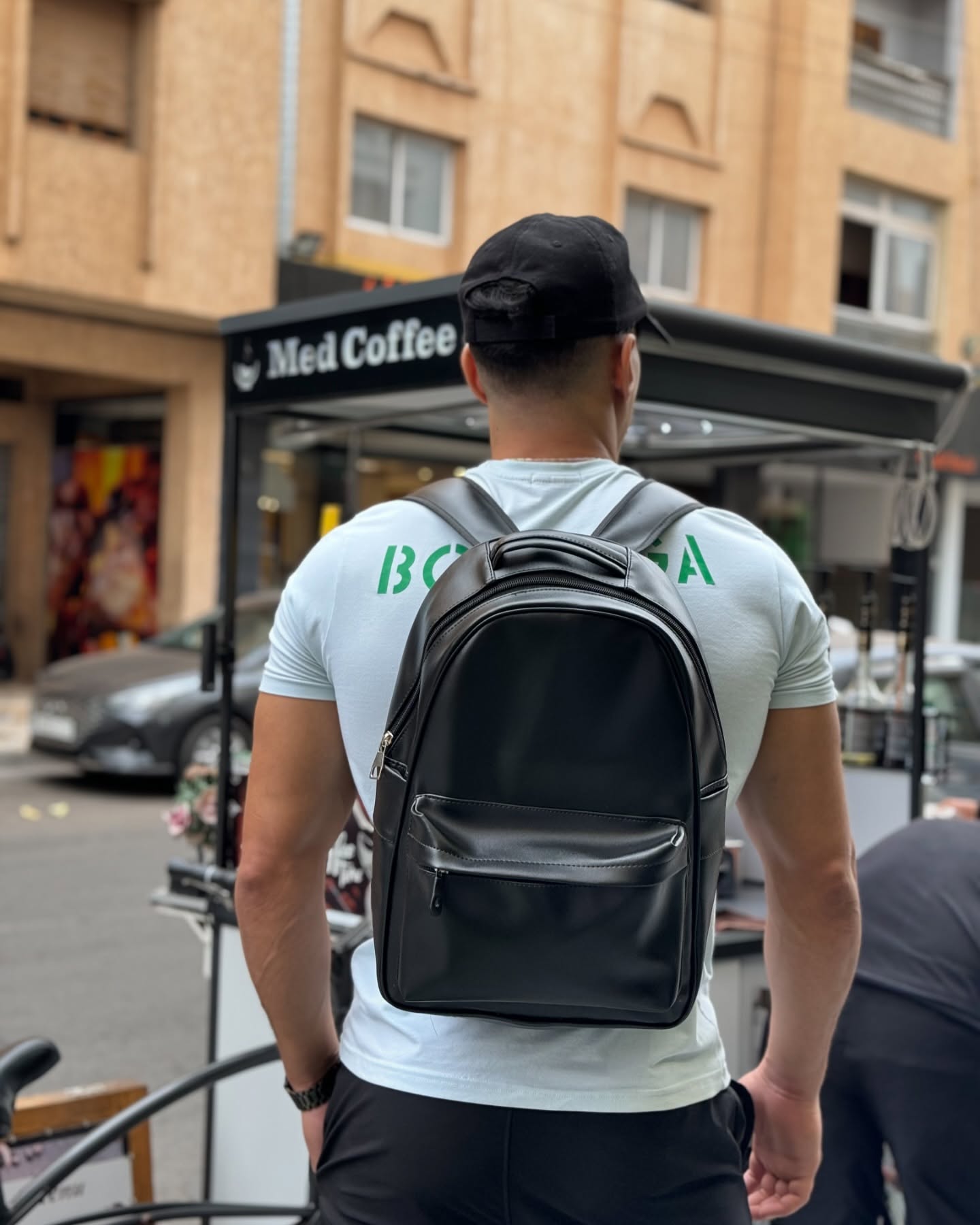 Sac à Dos Noir Élégant – Idéal pour le Quotidien