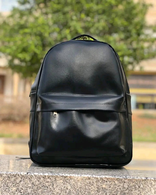 Sac à Dos Noir Élégant – Idéal pour le Quotidien